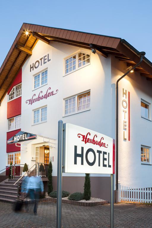 Hotel Heuboden Umkirch Exterior foto
